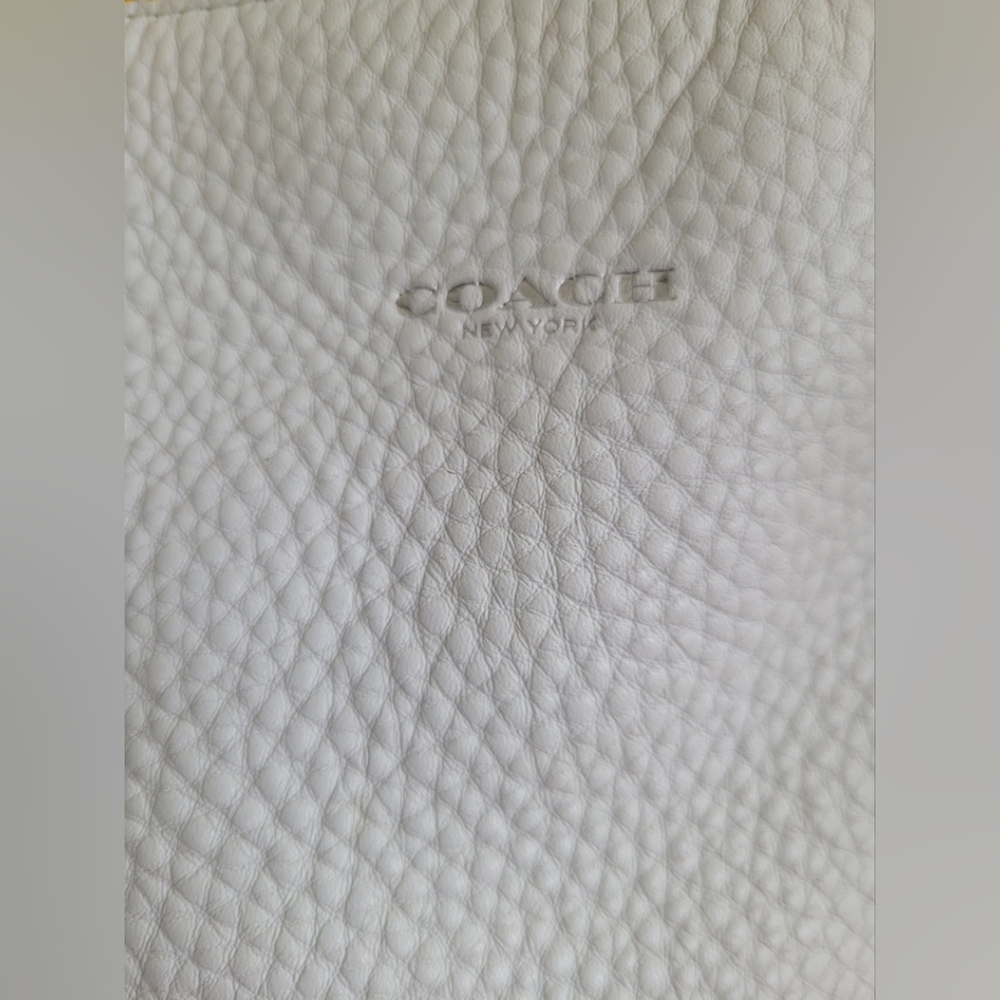 Coach White and Yellow Women's Bag - Picture 8 of 11